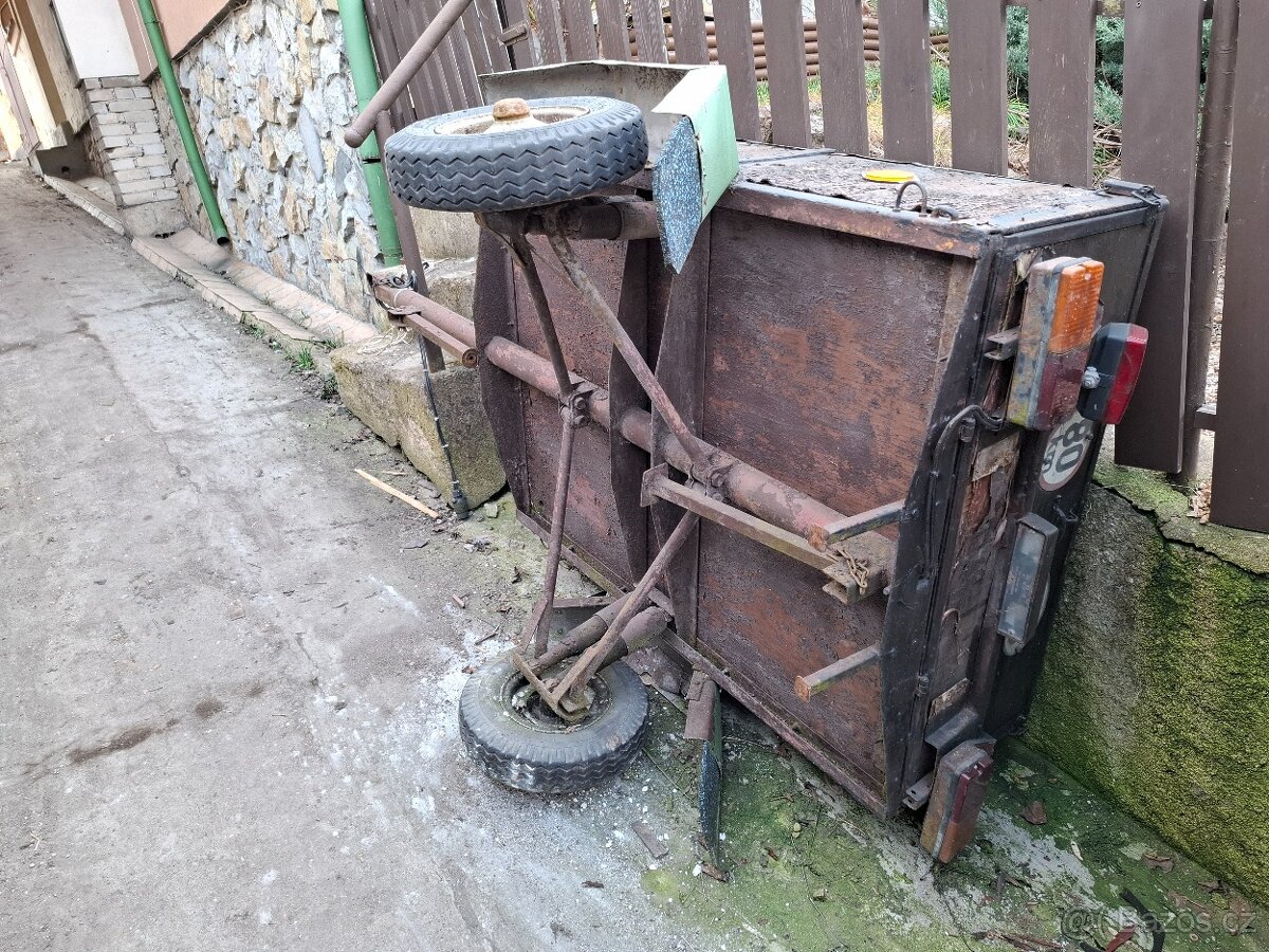 Přívěsný vozík bez TP - 2