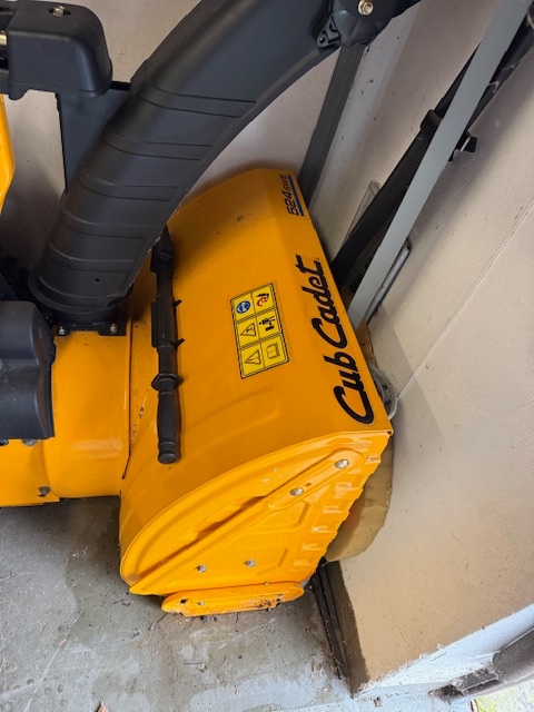 Sněhovou frézu Cub Cadet - 2