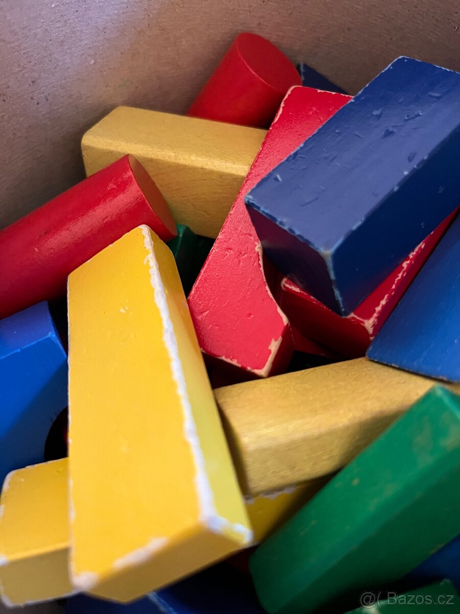 Dřevěné kostičky na hraní - 2