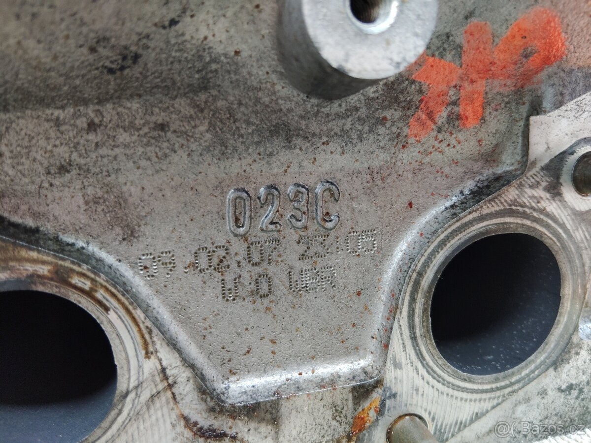 Hlava motoru 2.0 TDi AZV 100kW - 2