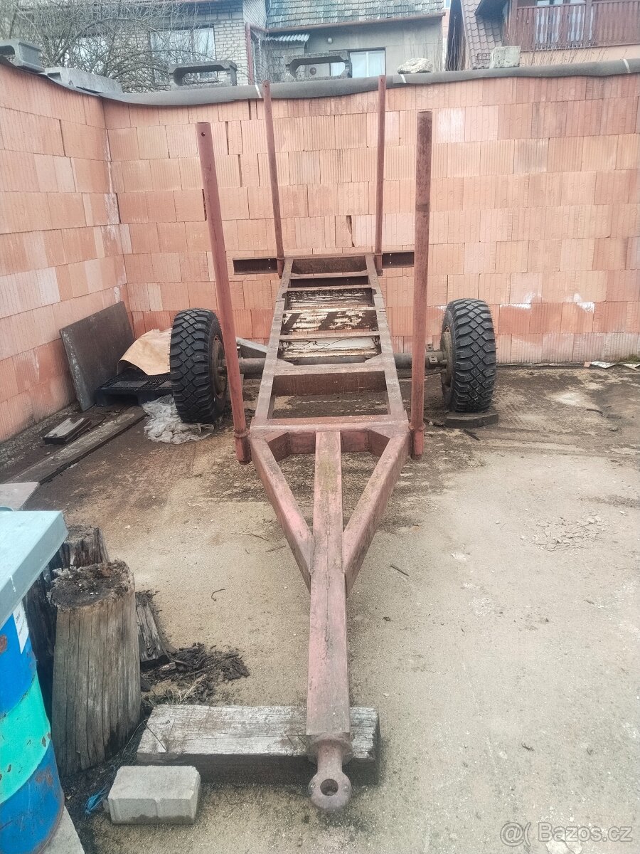 Dvoukolová kára na dřevo - 2