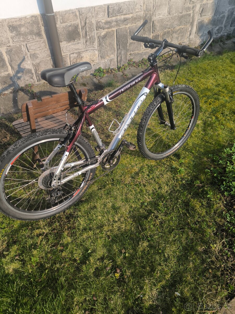 Horský Kolo Apache - 2