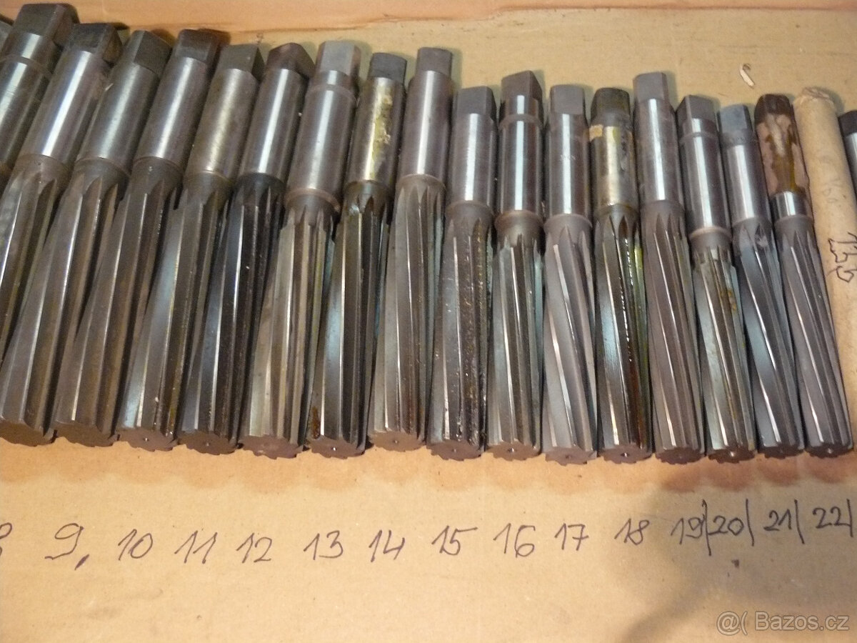 Výstružníky ruční větších rozměrů - 2