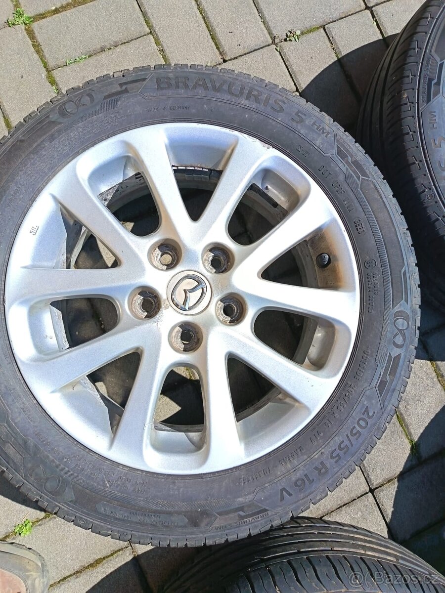 Auto Kola Mazda 5 - 2