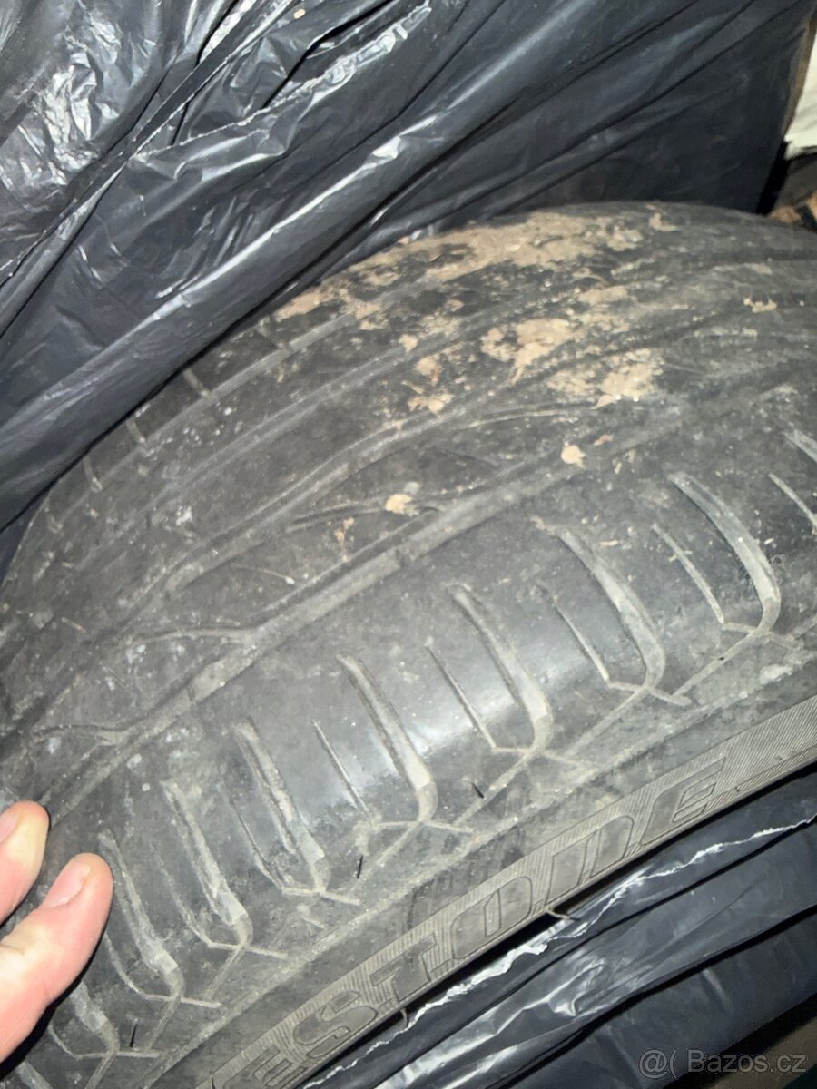 Kola Škoda Superb 1 - 2