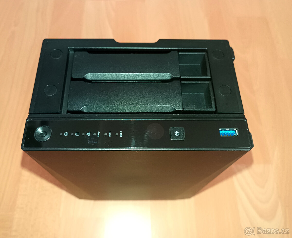 10Gb NAS Asustor AS4002T + 8TB Enterprise HDD - 2