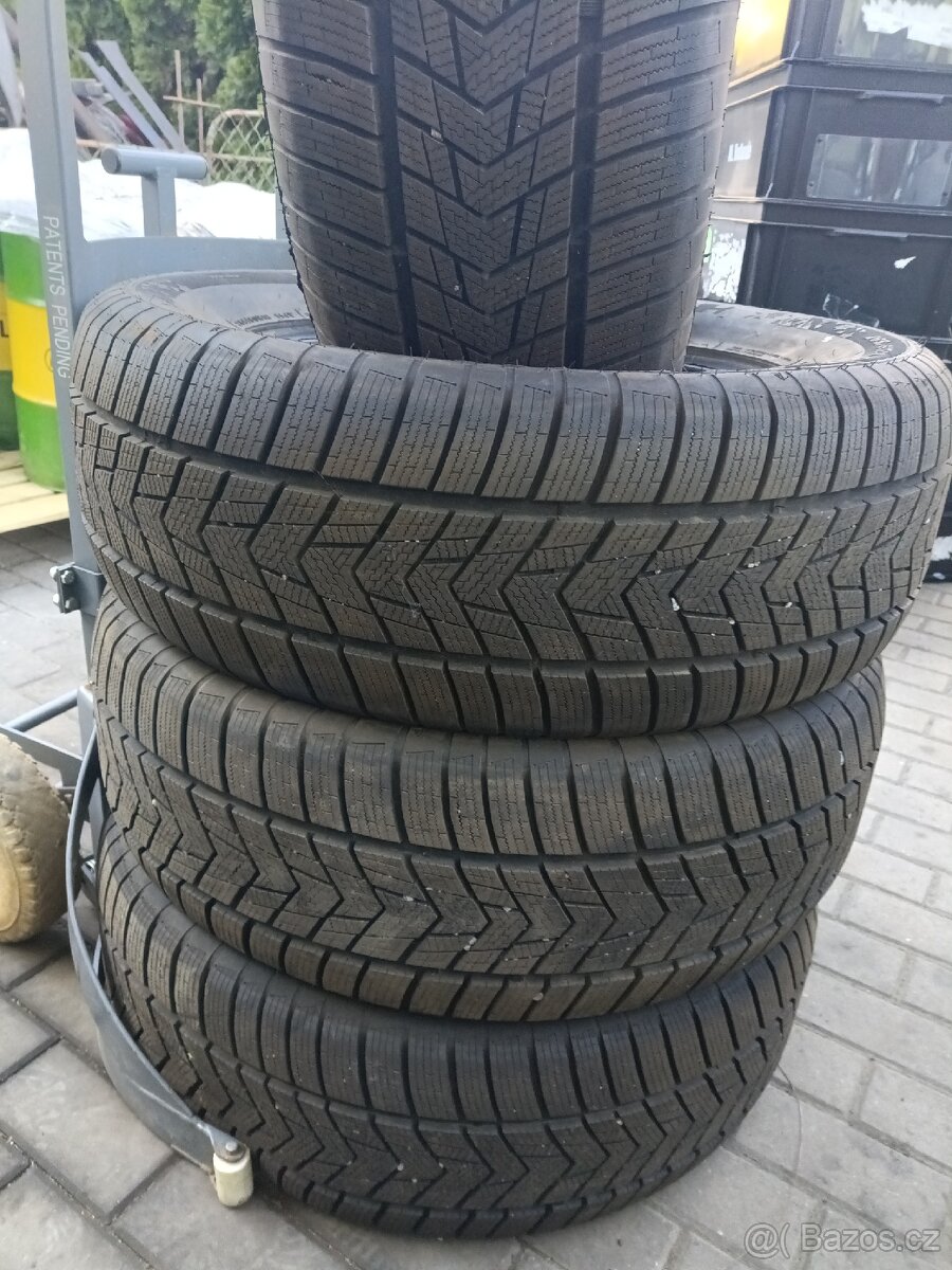 265/60 18 Tracmax SUV - 2