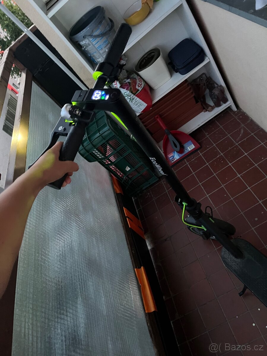 Elektro koloběžka Eco Wheel - 2