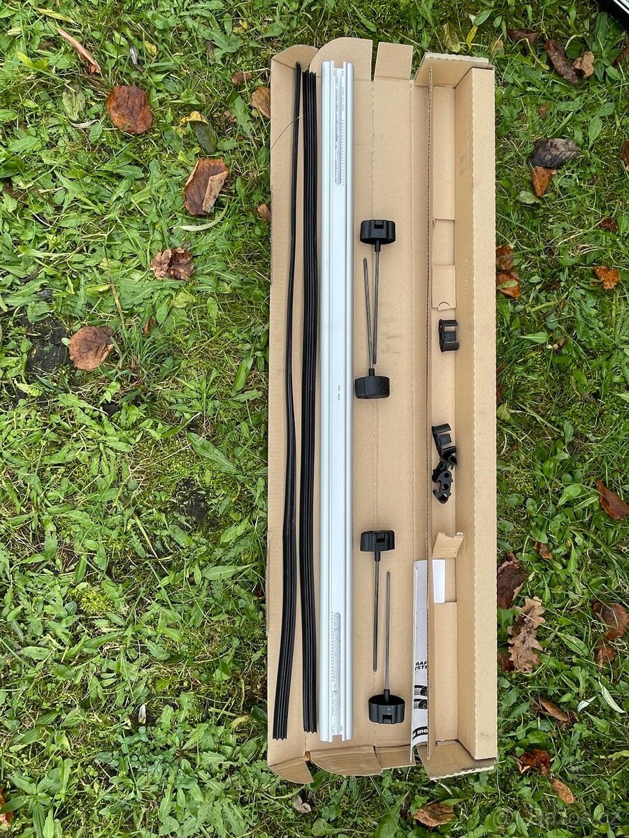 Thule 860, příčník - 2