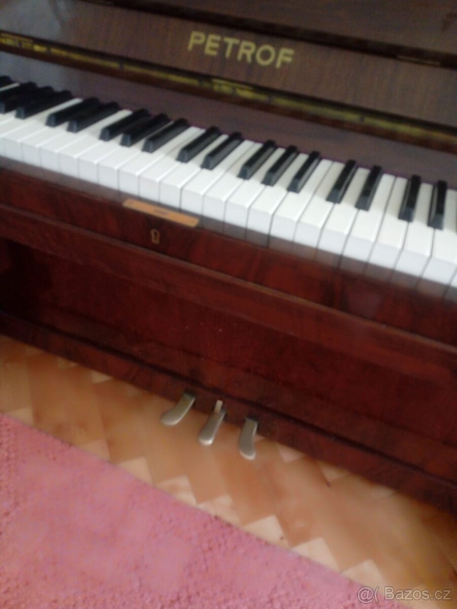 Pianino Petrof - 2