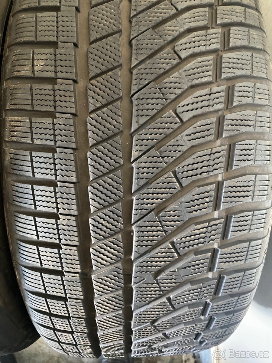 265/40 r19 Falken - 2