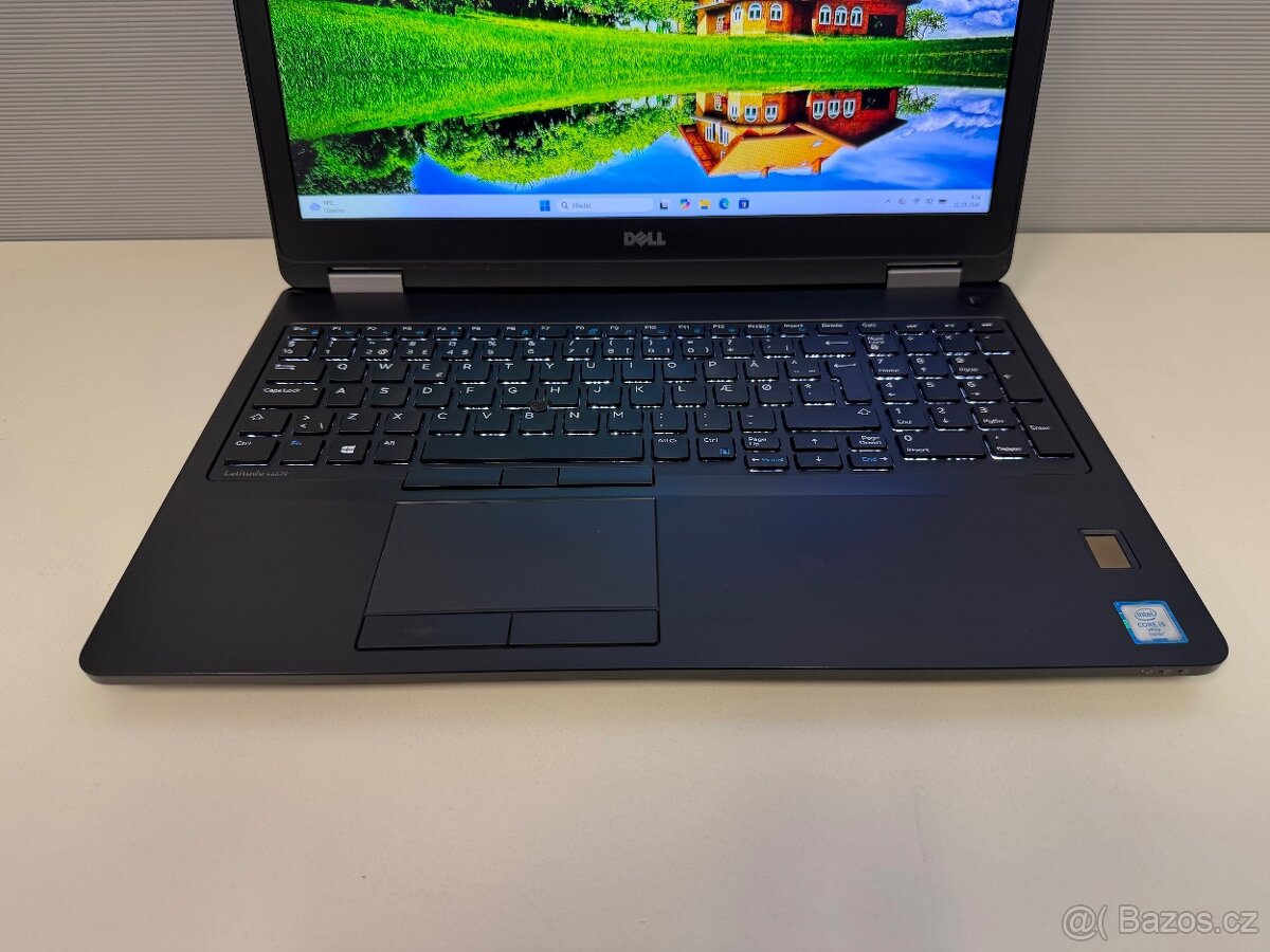 Dell Latitude E5570 - Core i5-6300U / 256GB SSD / Záruka - 2