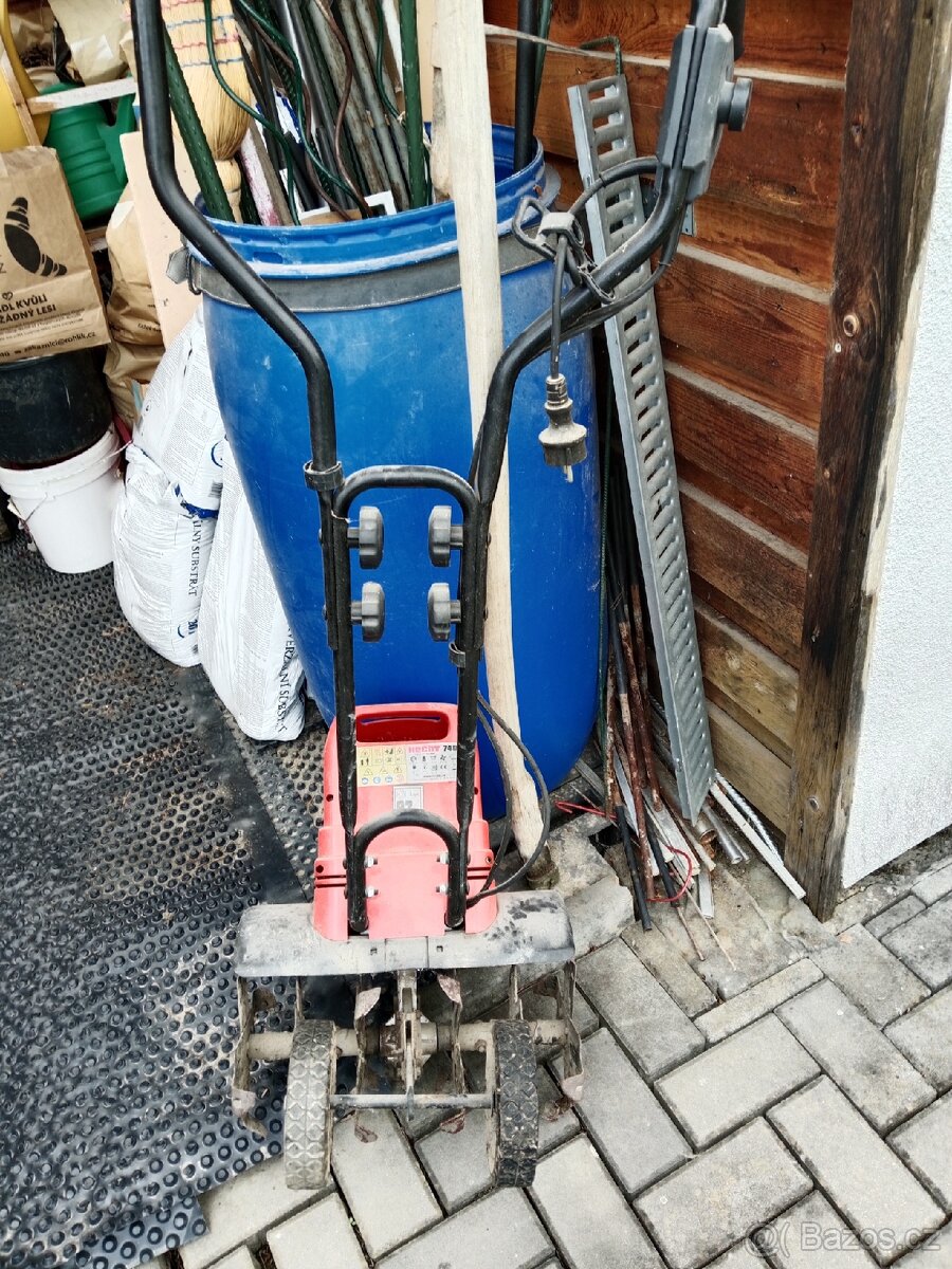Elektrický kultivátor půdy - 2