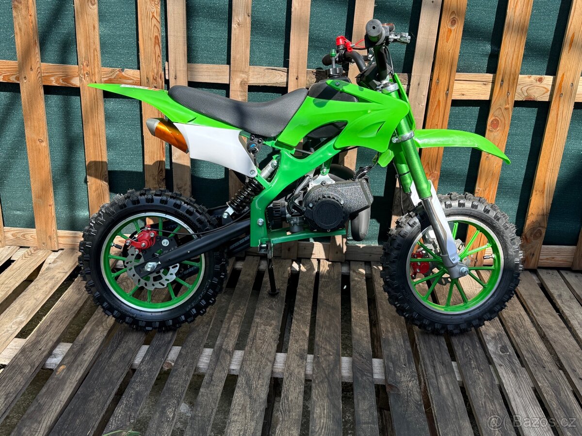 Minicross 49ccm4T zelený C006