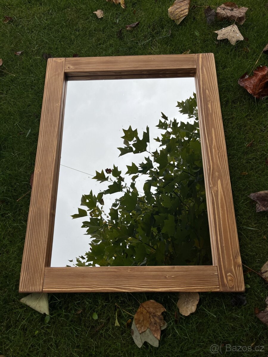 Zrcadlo v dřevěném rámu 50x70cm - světlý ořech - 2