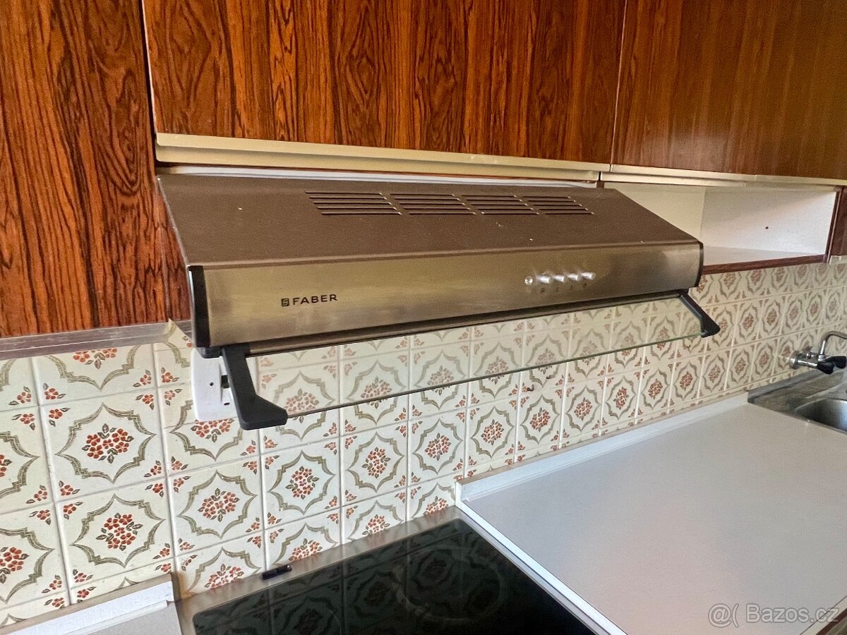 Retro kuchyně se spotřebiči - 2