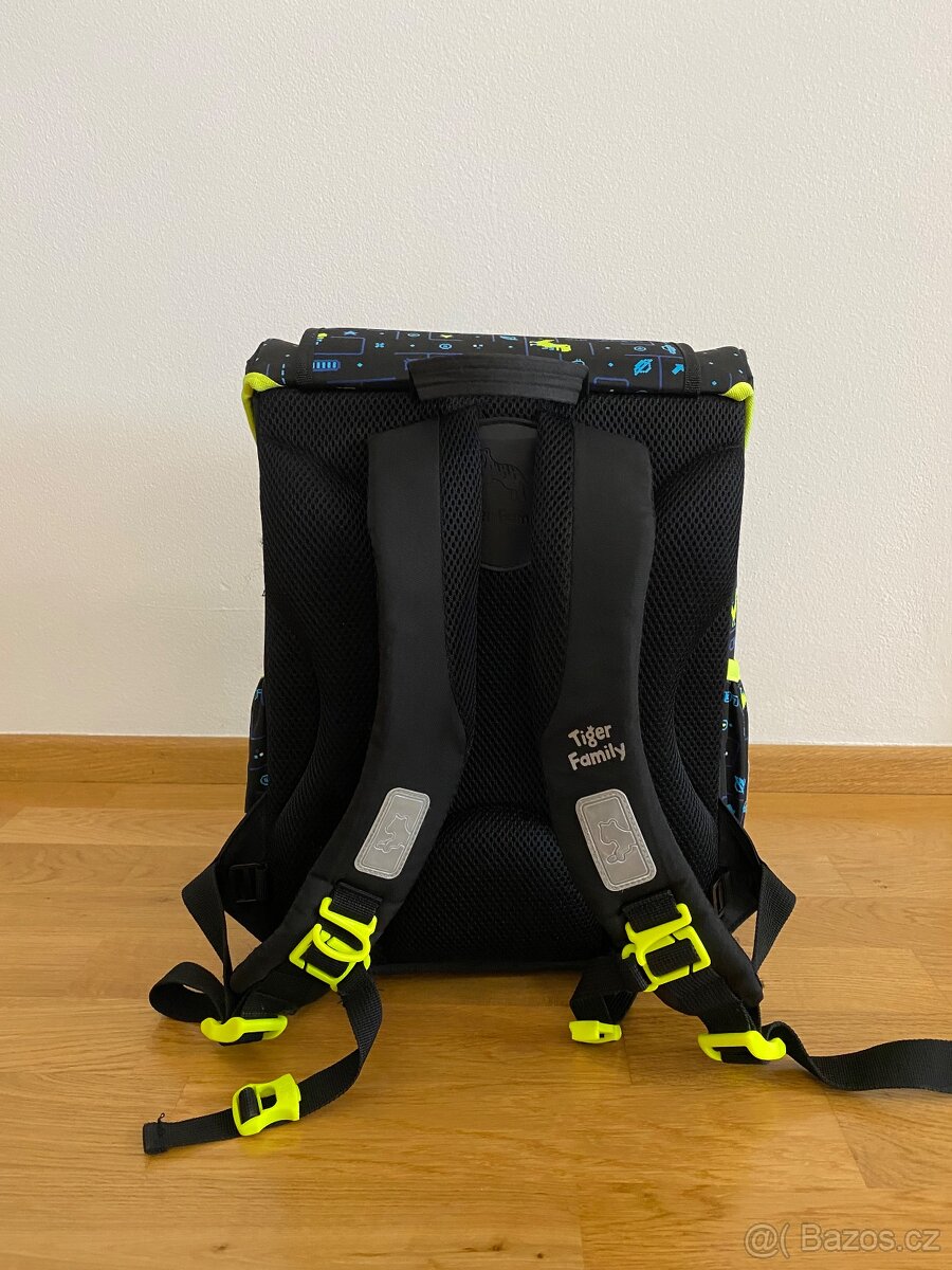 Aktovka STIL Tiger Joy Level Up Go Green - 2