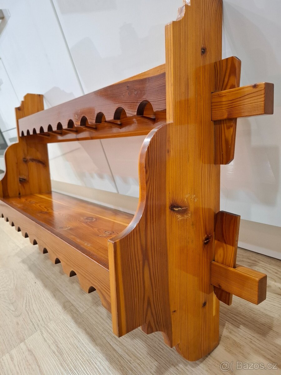 Dřevěná polička na chalupu - 2