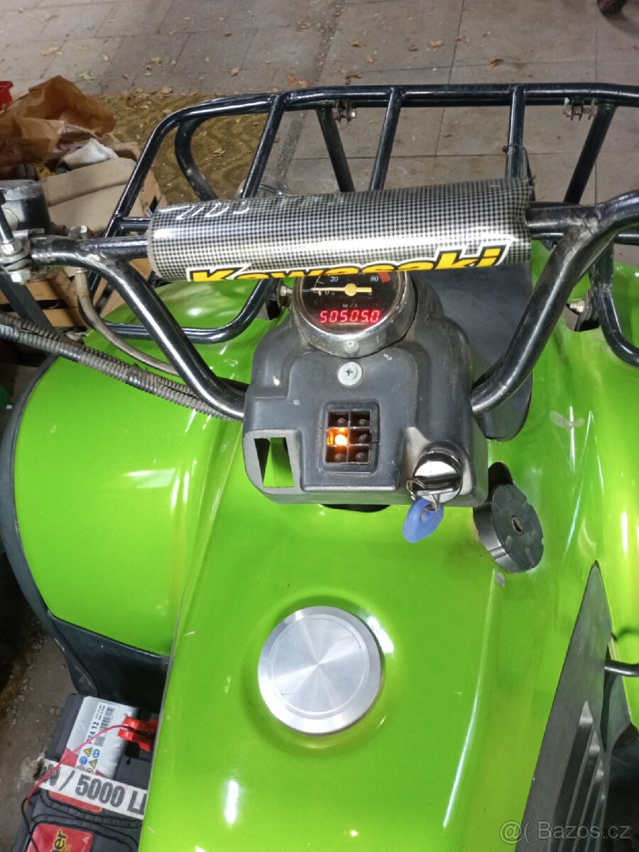 Čtyřkolka Linhai 260