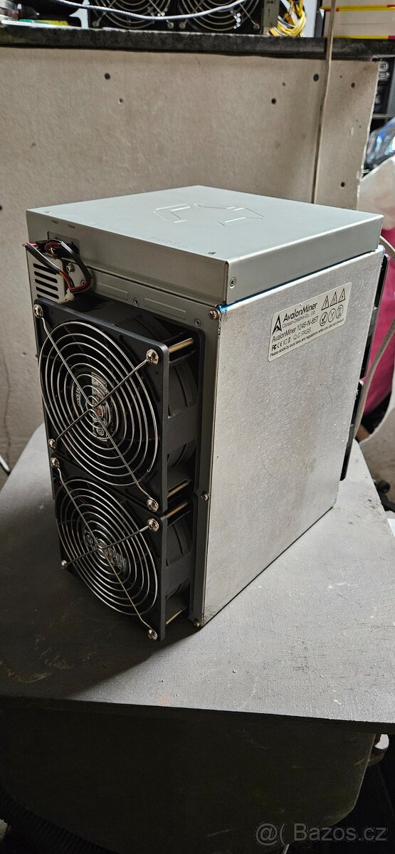 Miner Asic AvalonMiner 1246 85T - 2