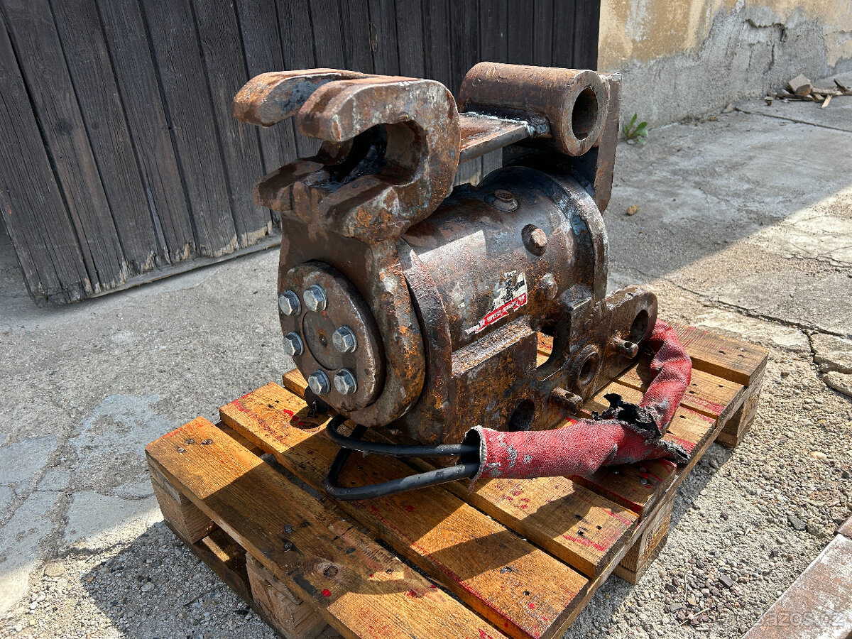 Hydraulická naklápěcí hlava Powertilt PT8 - 2