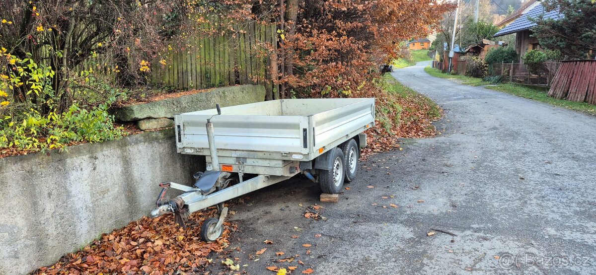 Přívěs Vezeko R2B2X sklopný manuálně i elektricky - 2