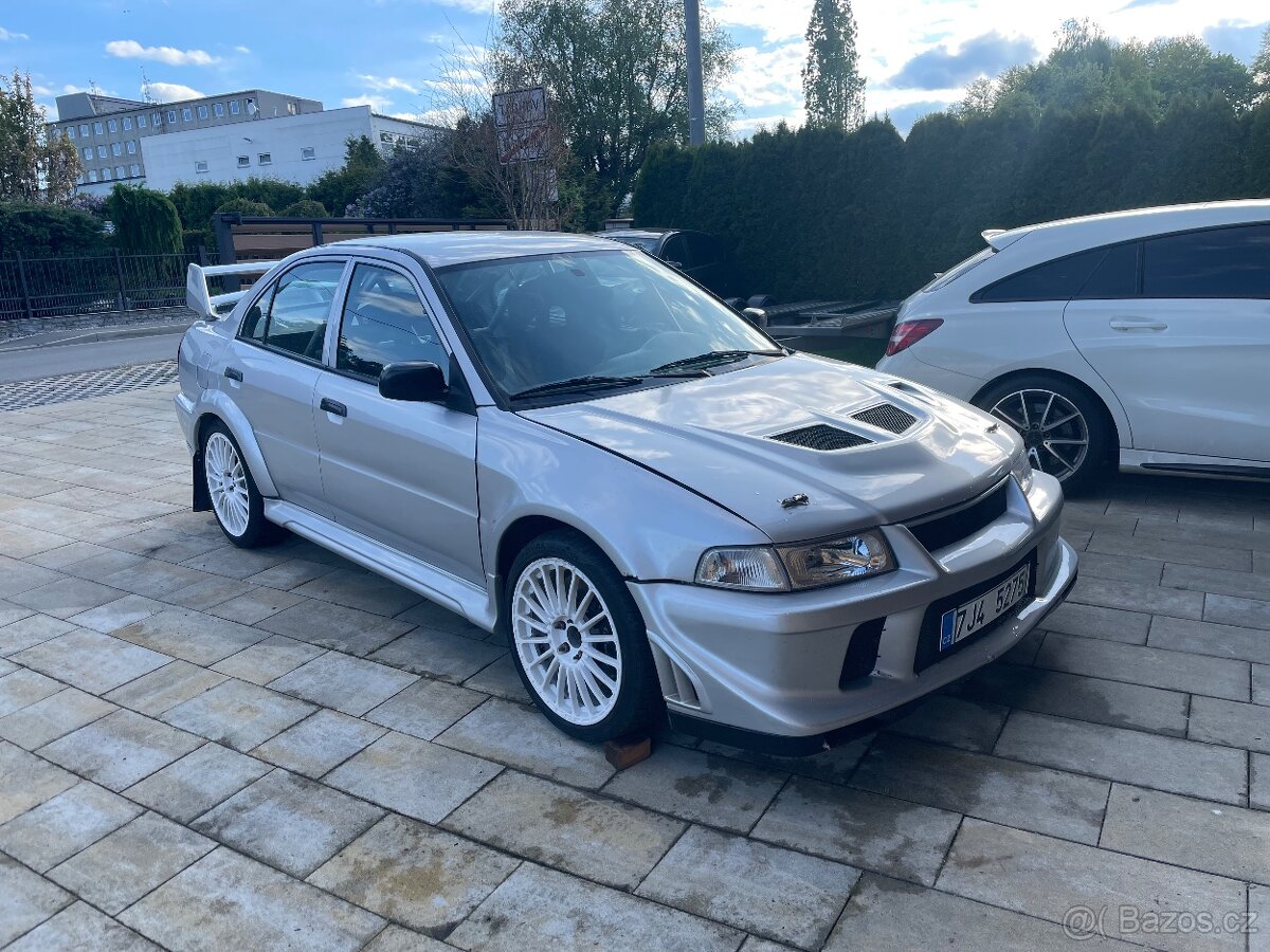 Mitsubishi Lancer Evo 6 - 2