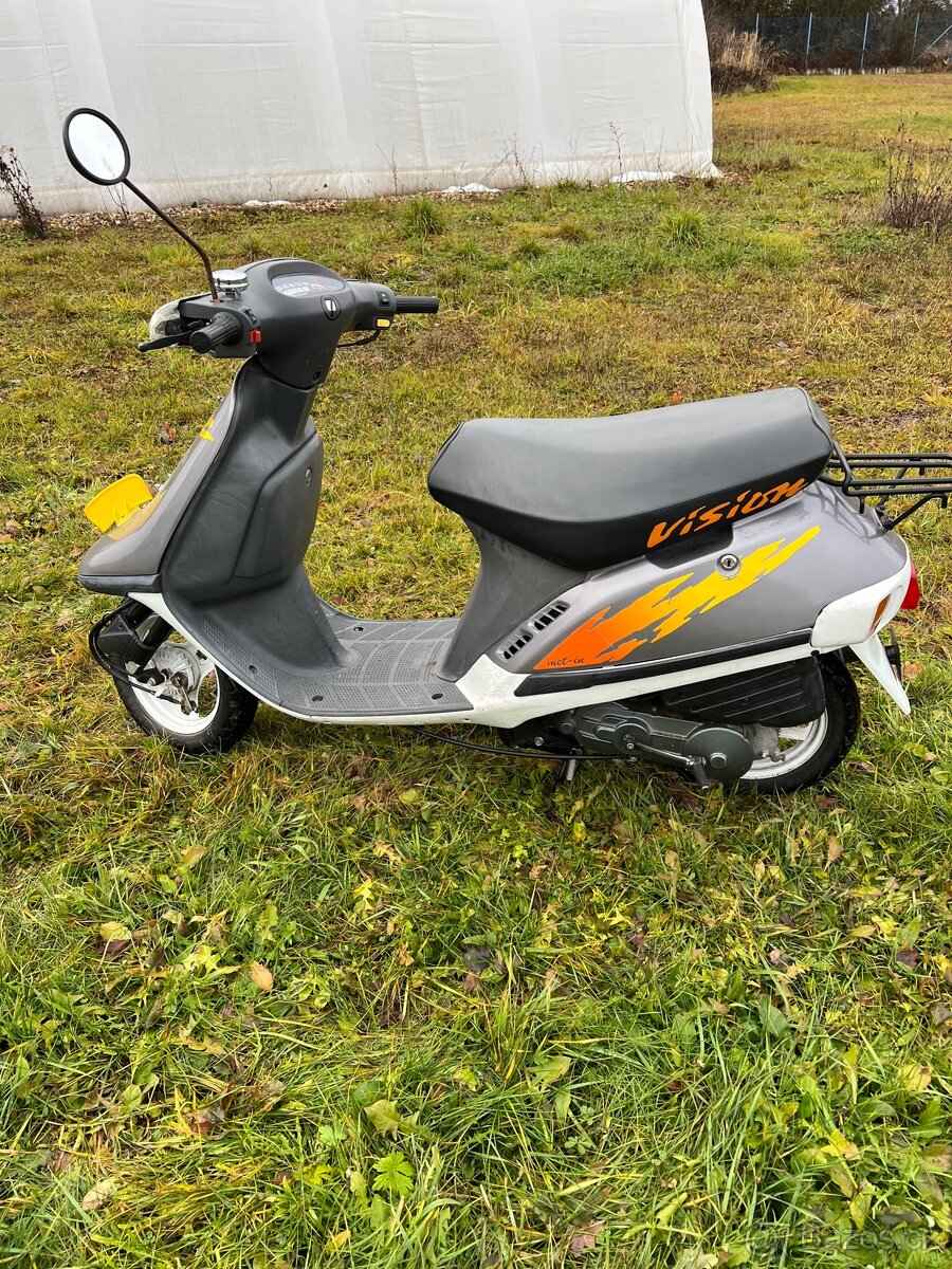 Honda Vision 110 - 2