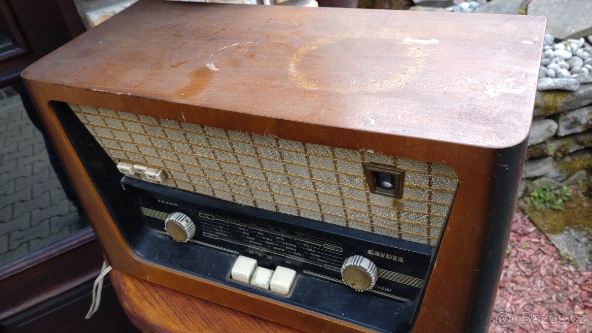 rádio tesla 424 A - 2