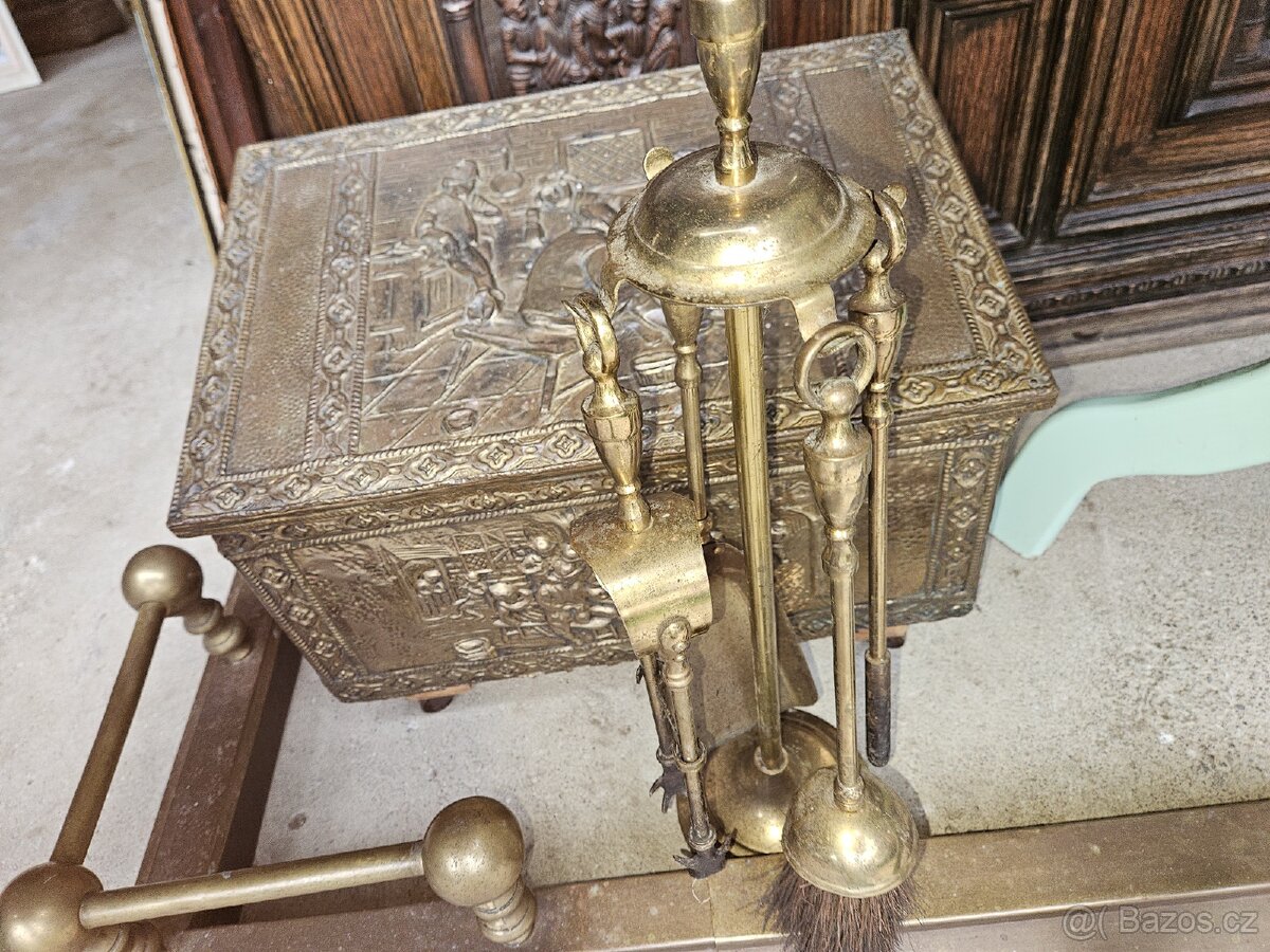 Starozitny set na cisteni krbu - 2