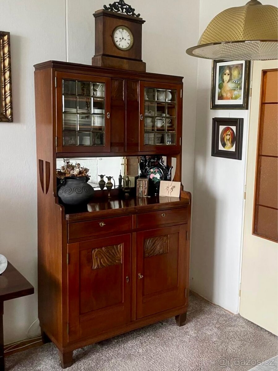 Historický vídeňský nábytek - 2