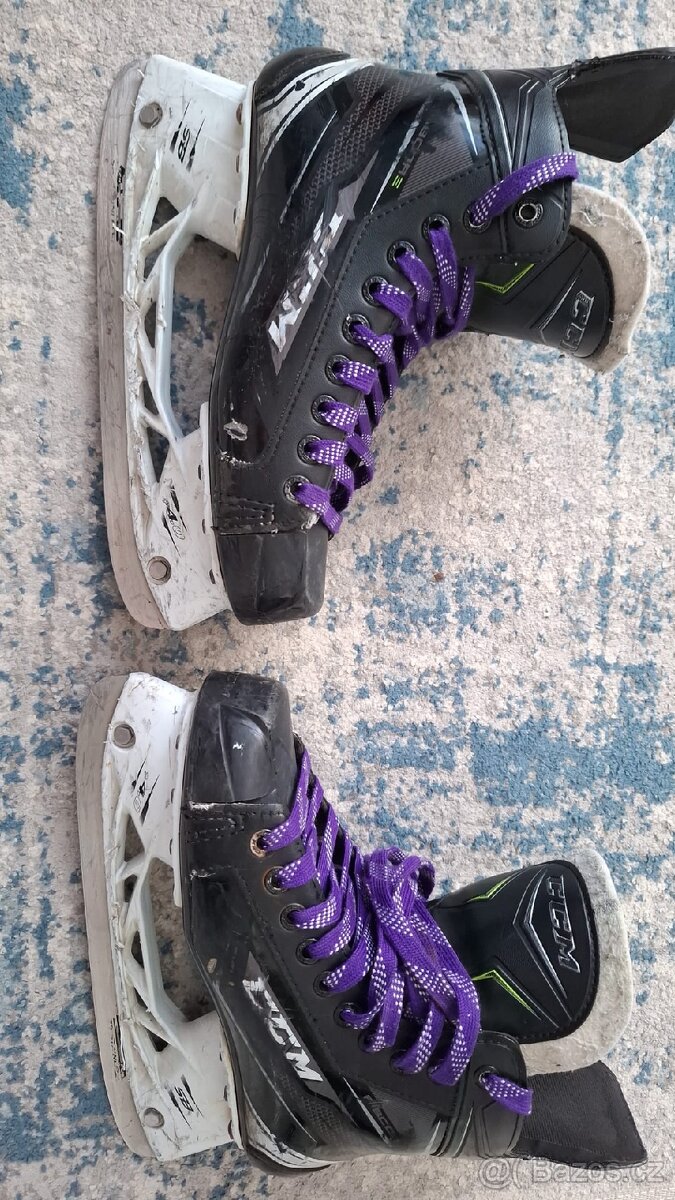 Hokejové brusle CCM Ribcore - 2