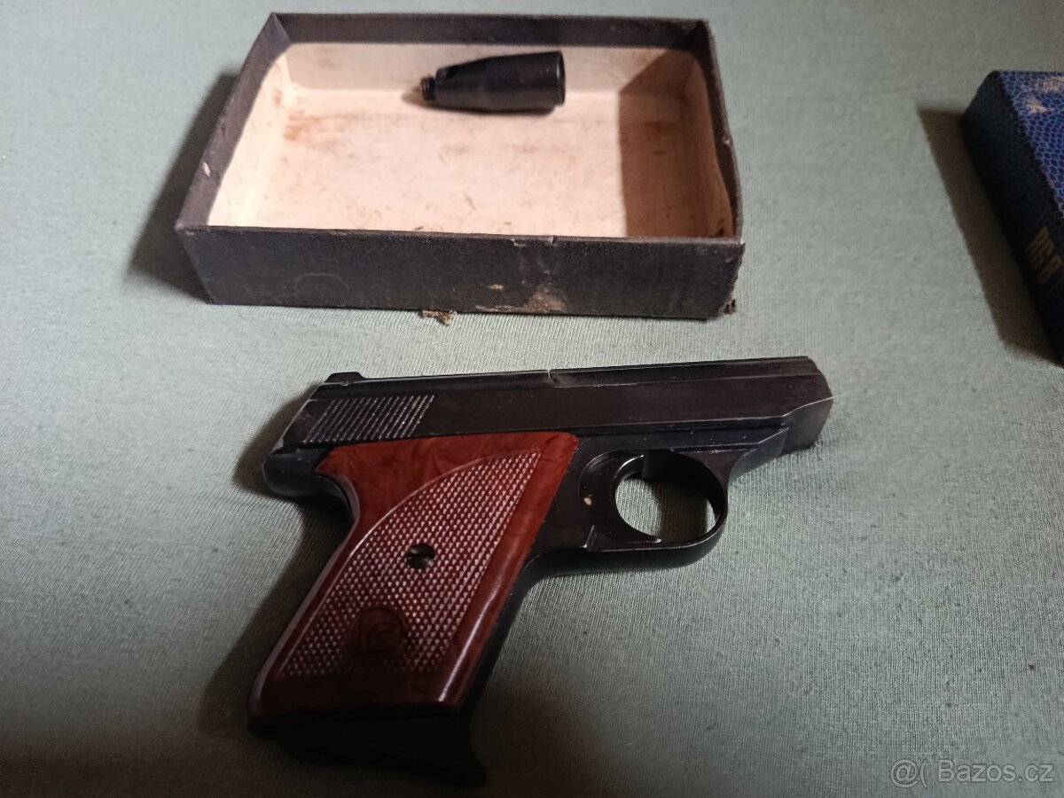 Plynová pistole Röhm - 2