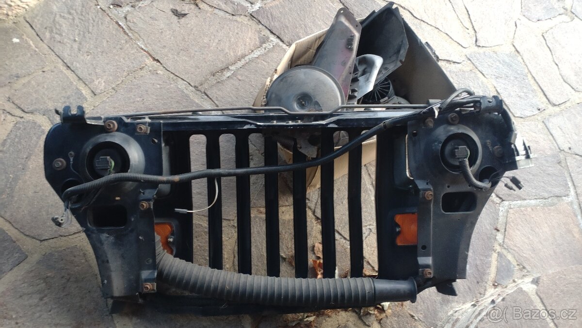 Přední maska Jeep Wrangler YJ - 2