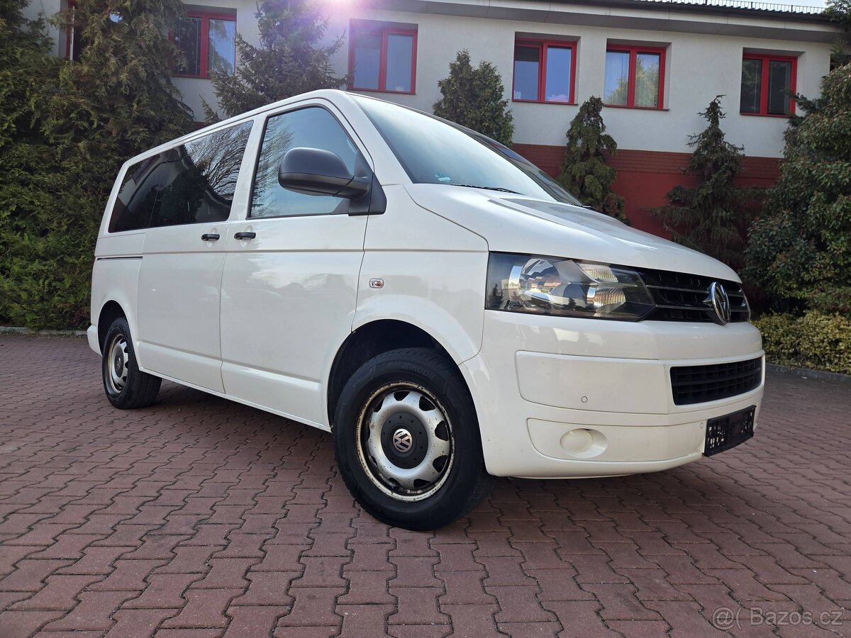 VW Mulitvan T5 2.0 TDI 103kW,Webasto,1.Majitel,serviska,rozv - 2