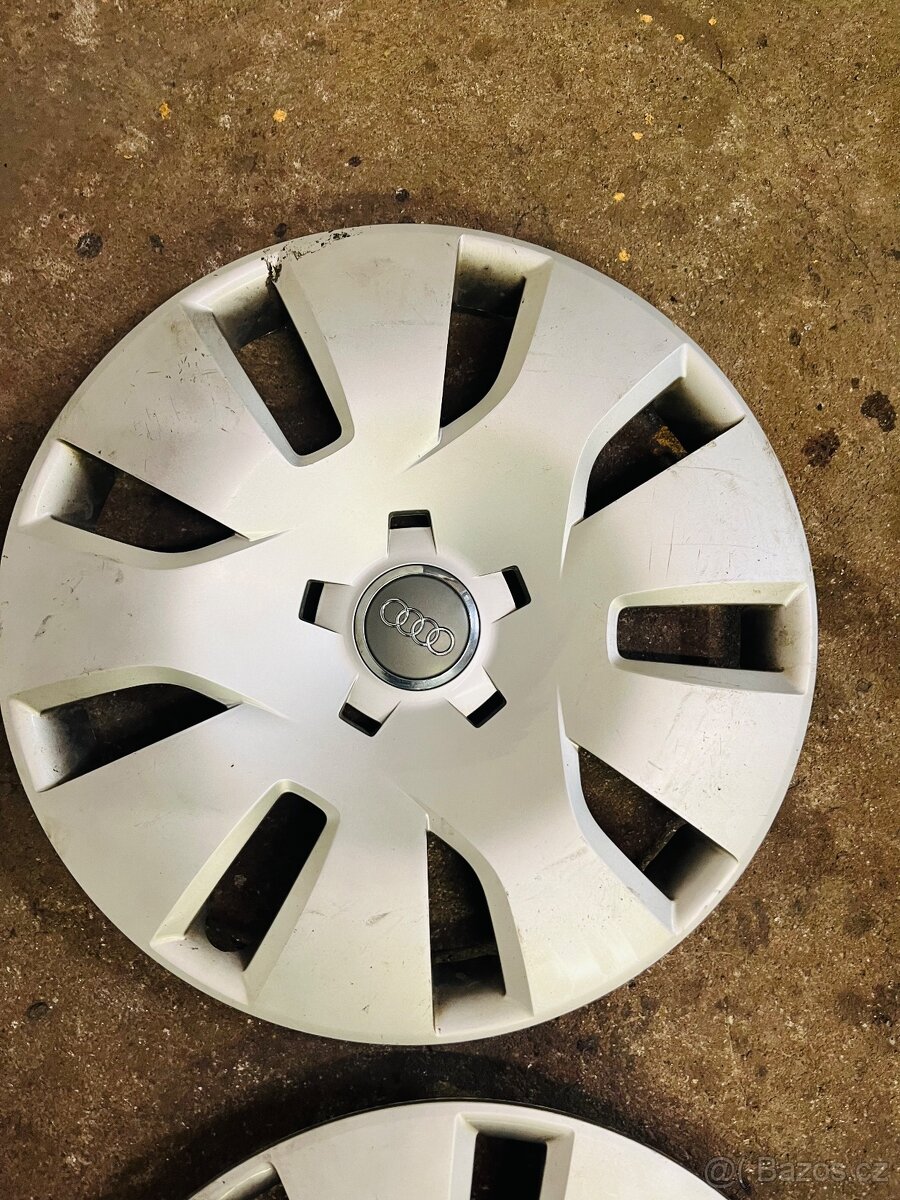 Poklice AUDI R16 - 2