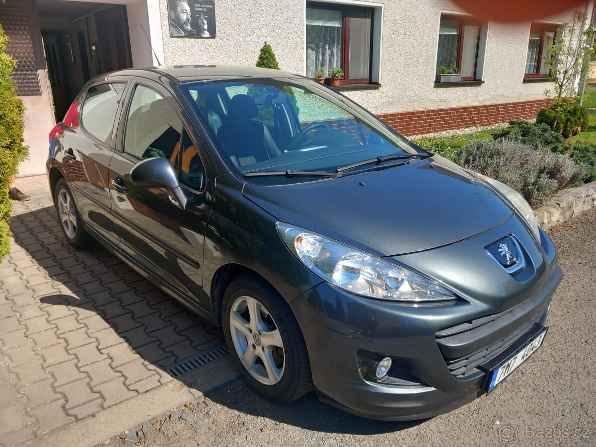Peugeot 207 1.4i - 2