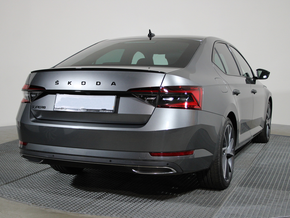 Škoda Superb III Sportline - 2