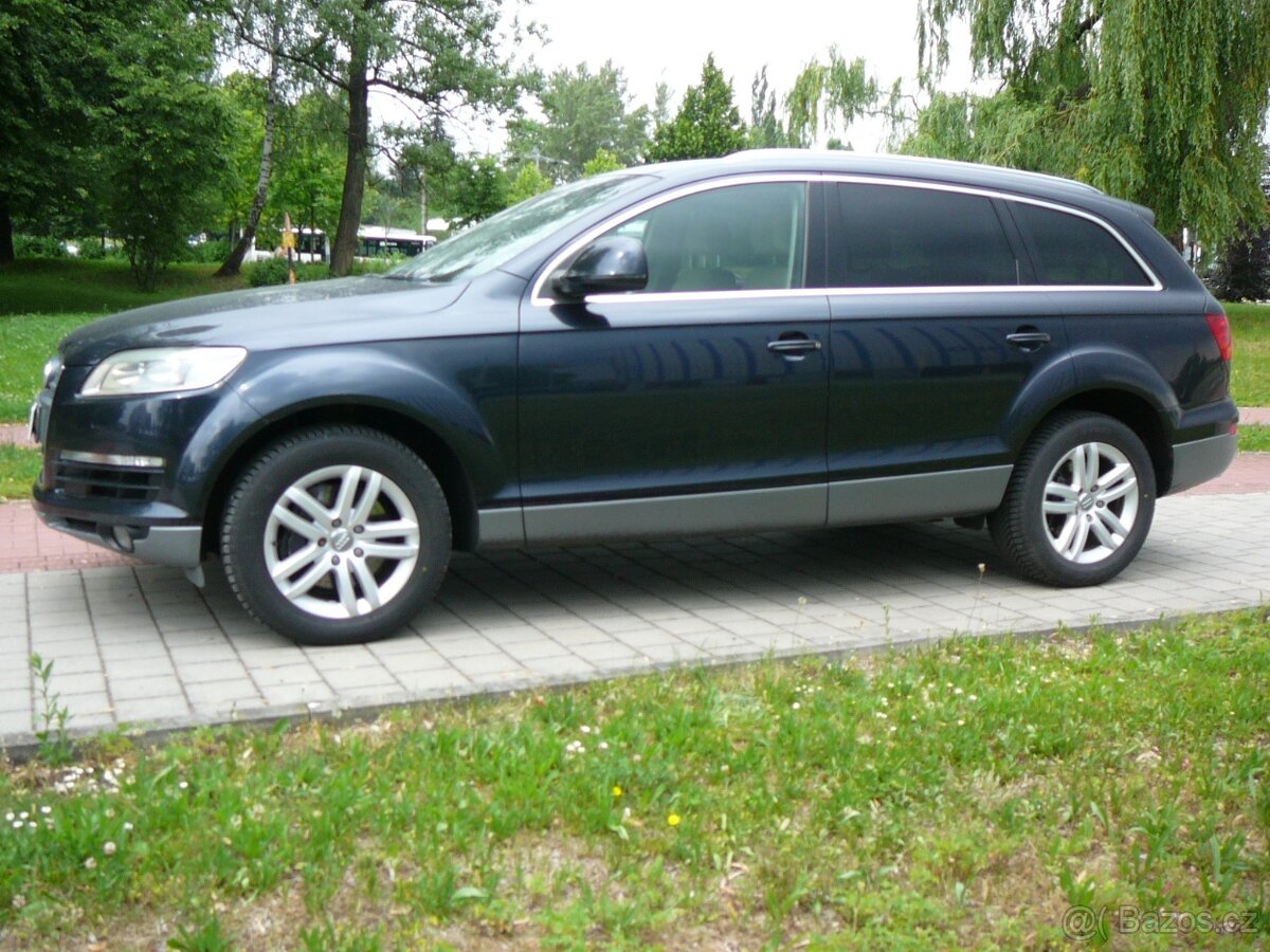 Audi Q7 3.0TDi quattro - 2