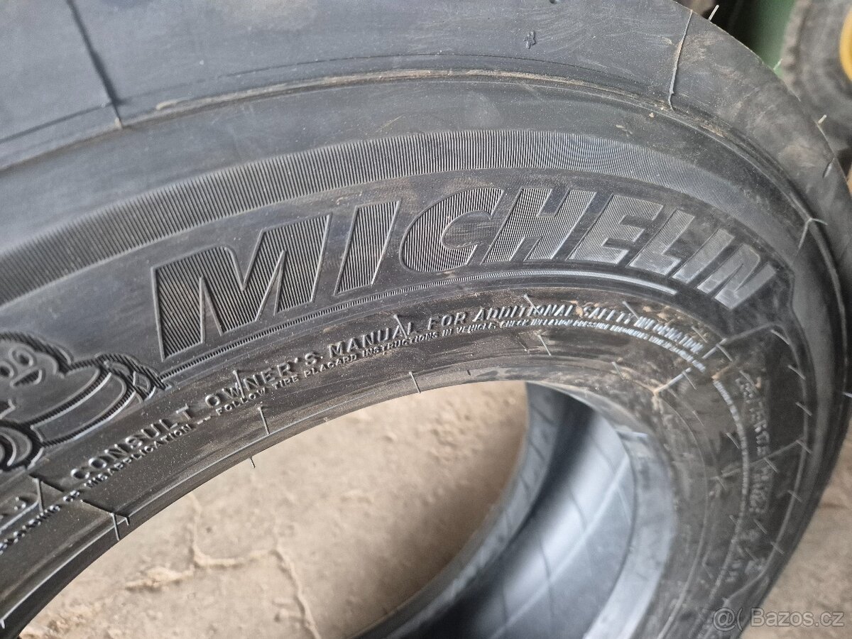 Pneu 235/75 r 17.5 michelin x multi - 2