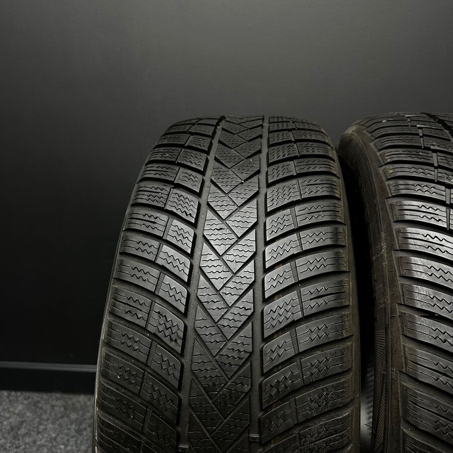 2ks pneu Vredestein 205/55/17 - 2