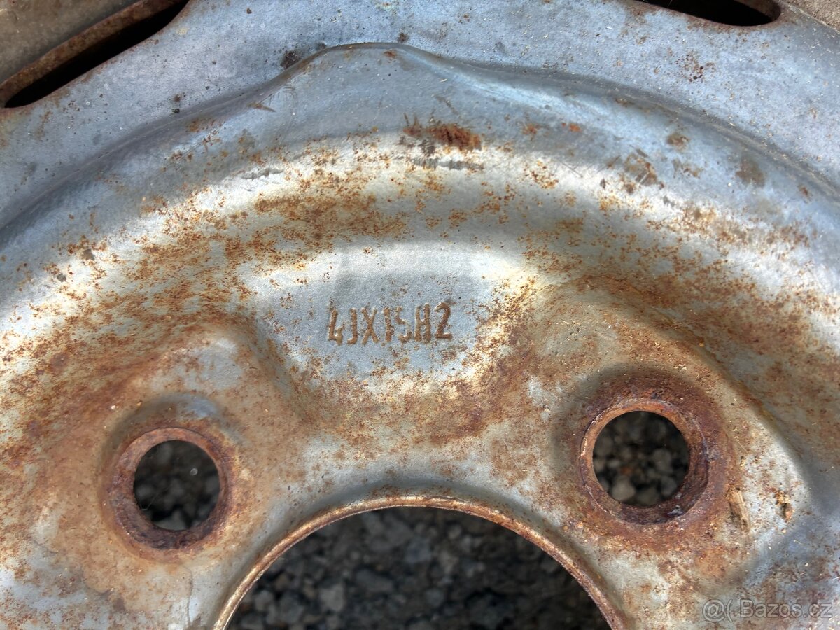 Dobové plechové disky ráfky VW Brouk - 2