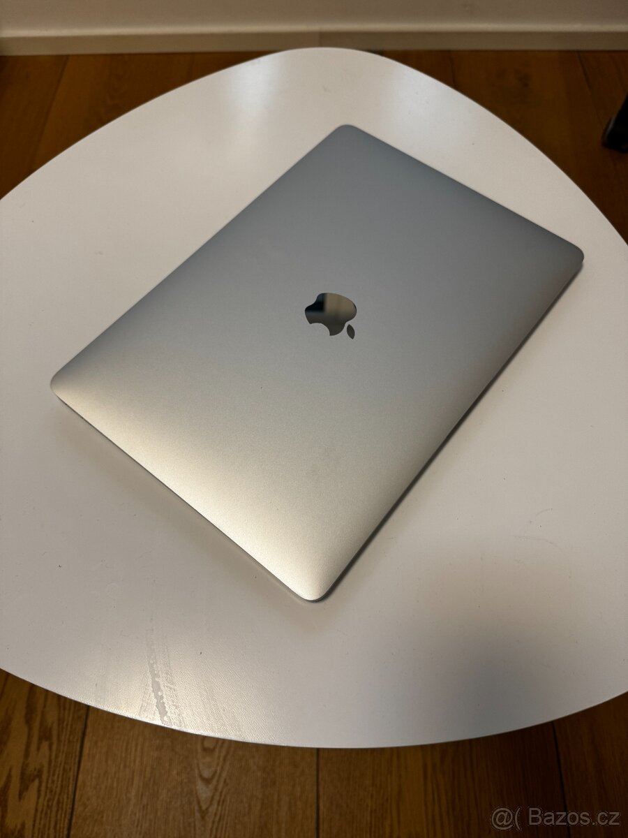 MacBook Air M1 (2020) - 2