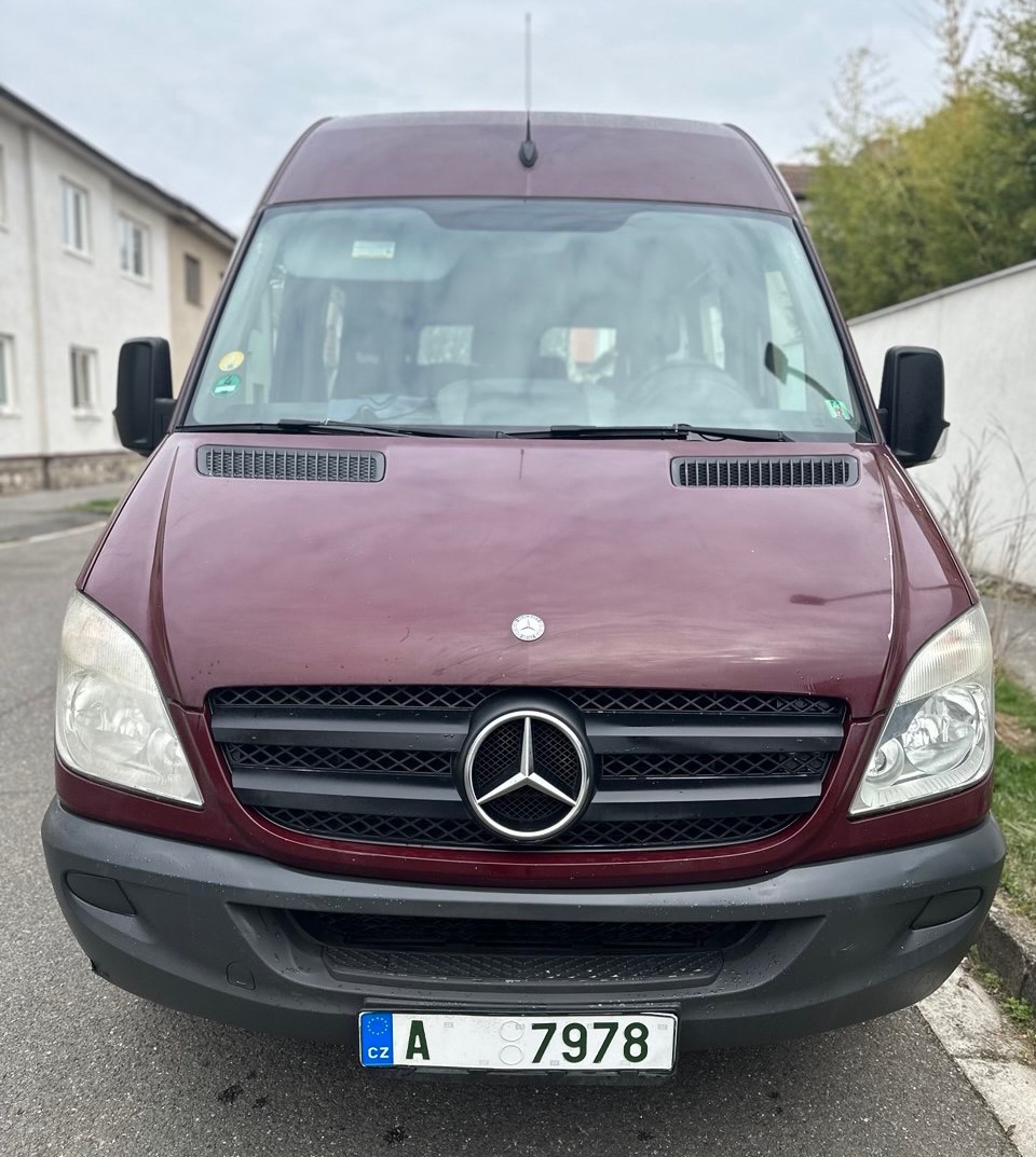 Mercedes sprinter 9 míst 209 CDI, NOVÁ STK, servisni kniha - 2