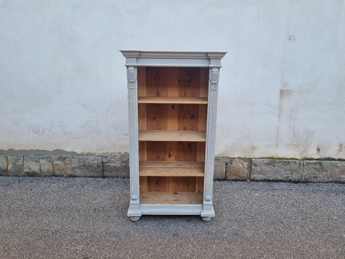 KRÁSNÁ STARÁ ZDOBENÁ KNIHOVNA - REGÁL - 2