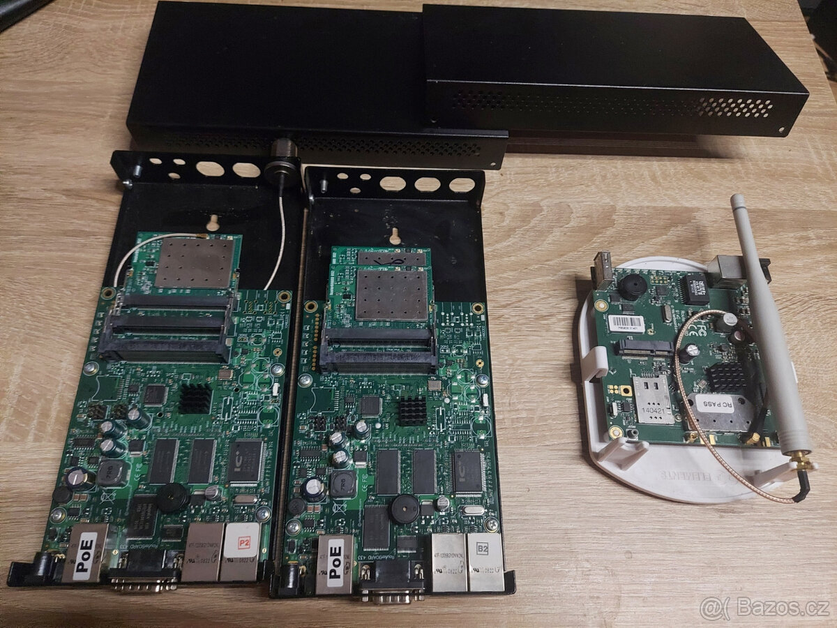 Mikrotik RouterBoard RB433 a RB912 - 2