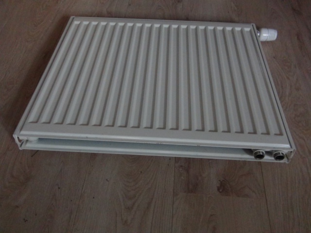 Deskový radiátor Korado 60x70x6 - 2