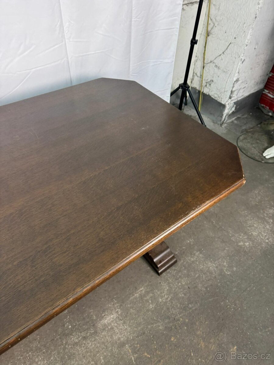 Starožitný masivní jídelní stůl (137012) - 2