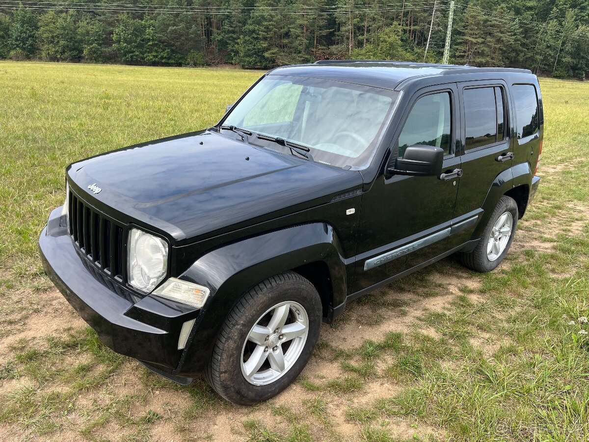 Jeep Cherokee 2,8 CRD 130kW, 4x4 MANUÁL - 2