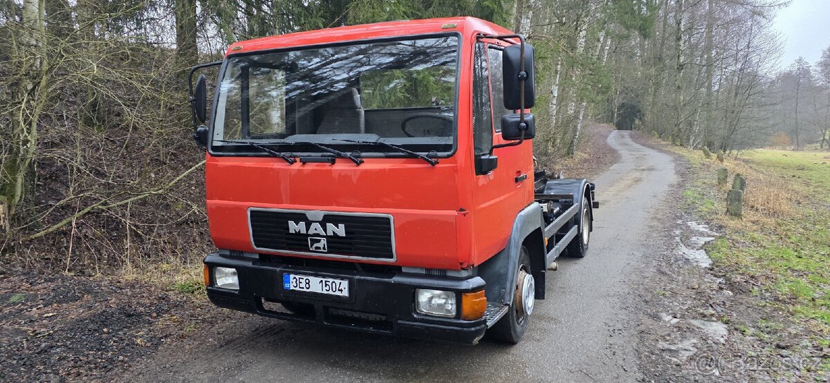 MAN L2000 hákový nosič kontejnerů - 2